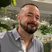 Howard Miller, photo 2