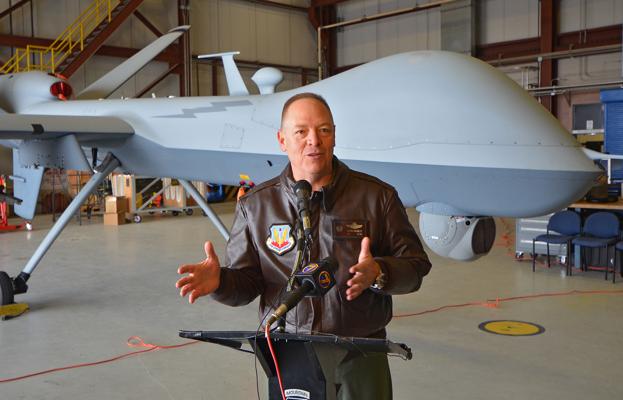 Kevin Bradley, photo 2