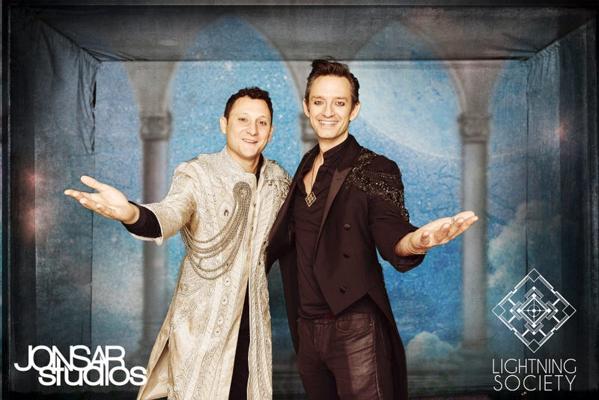 Timothy Phillips, photo 1