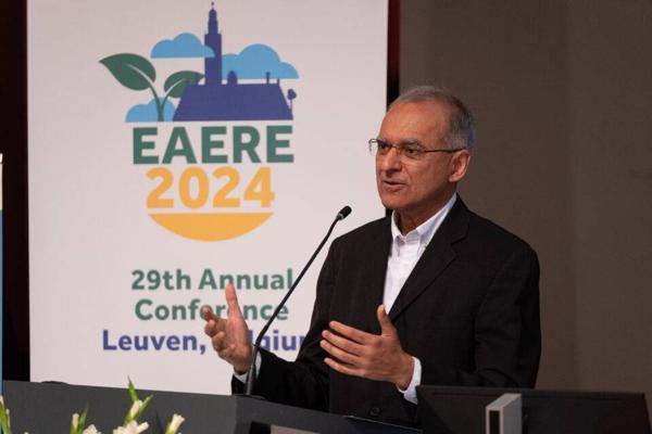 Pavan Sukhdev, photo 2