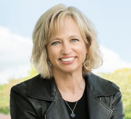 Karen Swanson, photo 1