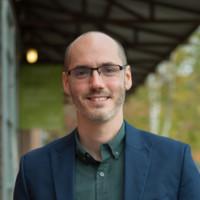 Adam Barker, photo 1