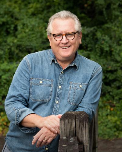Mark Schaefer, photo 1