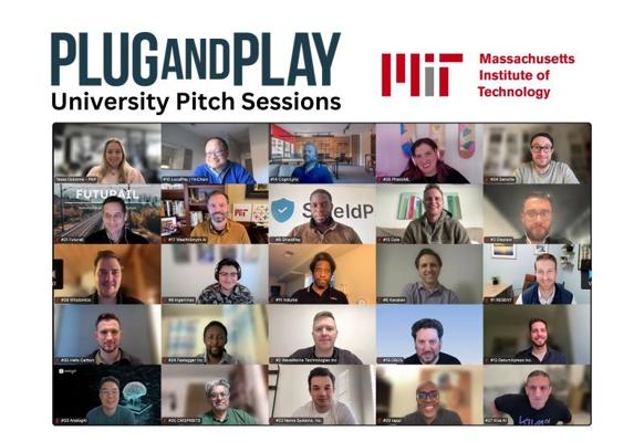 Katie Dawson, photo 2