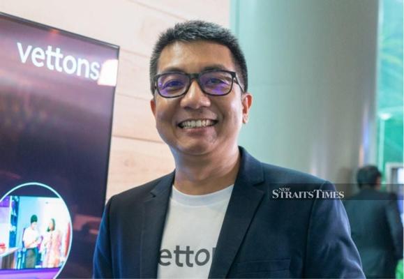 Abdullah Mohamed, photo 2