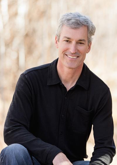 Derek Hobson, photo 1