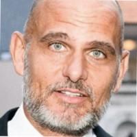 Robin Denburg, photo 2