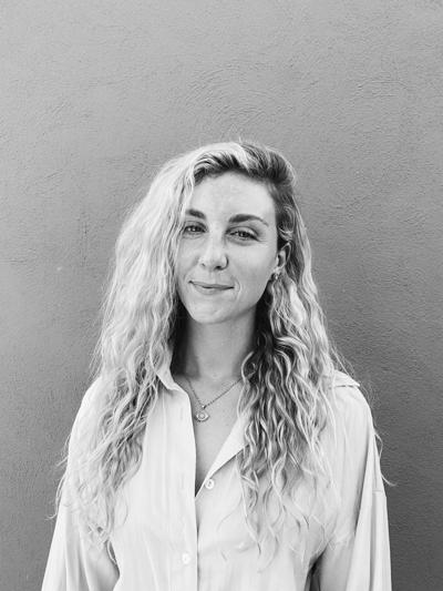 Michaela Fraser, photo 2