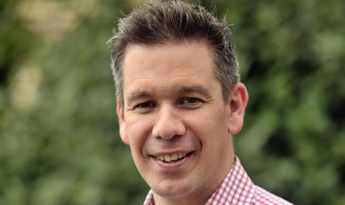 Adam Rogers, photo 2