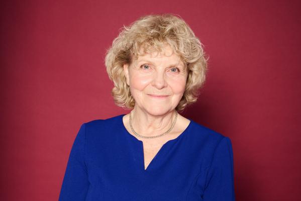 Joanna Dolan, photo 1