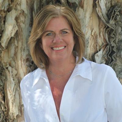 Laurie Nelson - LinkedIn, Twitter