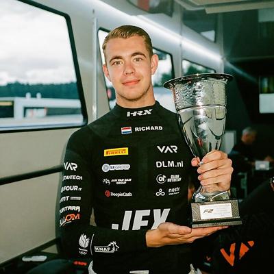 Dean Verschoor, photo 2