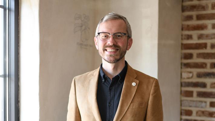 Todd Dabney, photo 1