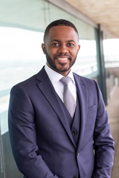 Carlos Banks, photo 1