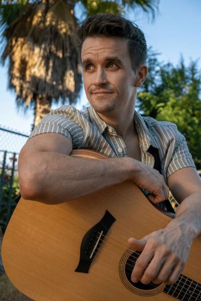 Joe Summers, photo 1