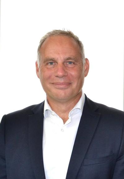 David Thomson, photo 1