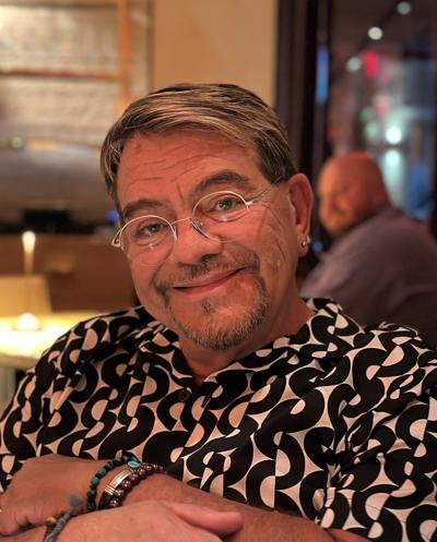 Hector Torres, photo 1