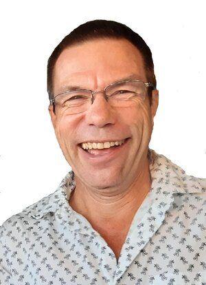 Trevor Wickes, photo 2