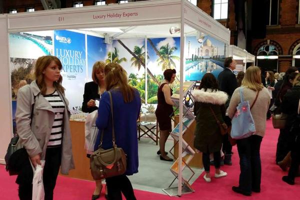 Trisha Holden, photo 1