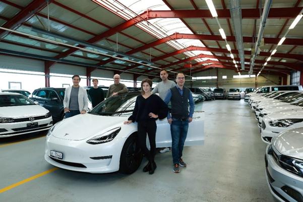 Adrian Boss, photo 1