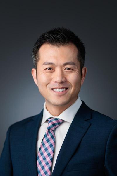 Stephen Lee, photo 2