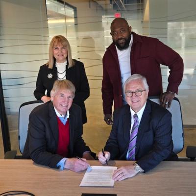 Lucy Beasley, photo 2