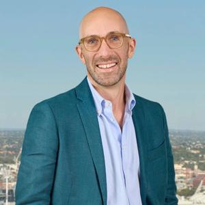 Fergus Pitt, photo 1