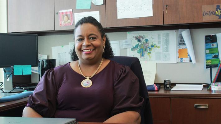 Mna Christina Brooks, photo 2