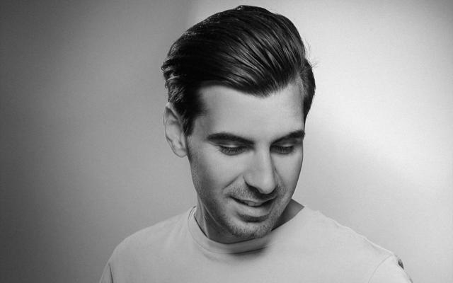 Johnny Macri, photo 2