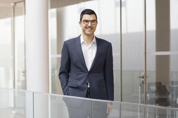 Stefan Engel, photo 1