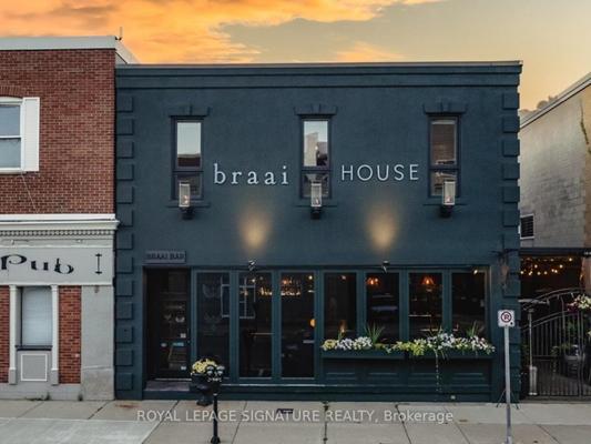 Ryan Hammond, photo 1