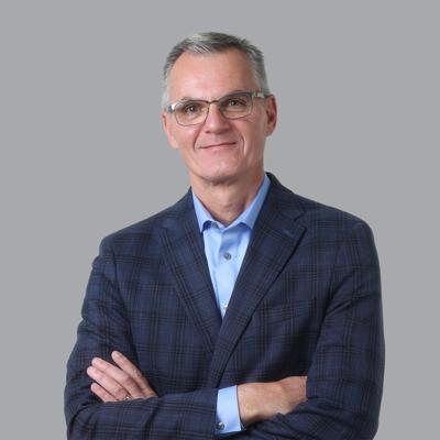 Brad Thomas, photo 1