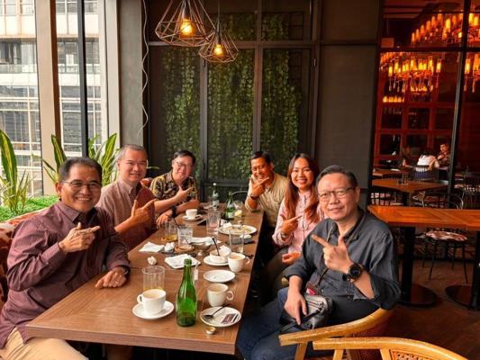 Achiro Opereta, photo 2