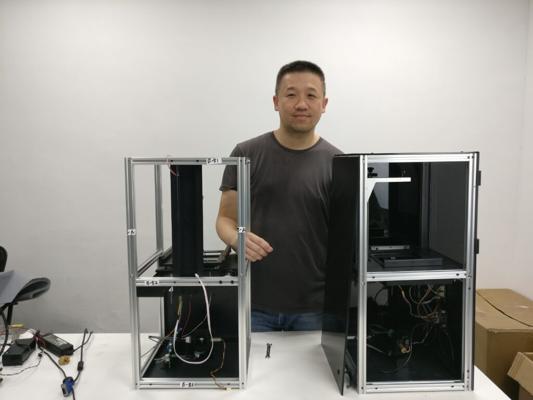 Mark Peng, photo 1