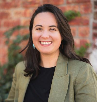 Madeline Booth, photo 1