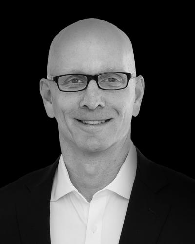 Kenneth Young, photo 1