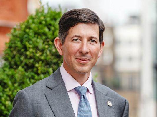 Stephen Brien, photo 1