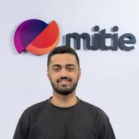 Nikhil Deol, photo 2