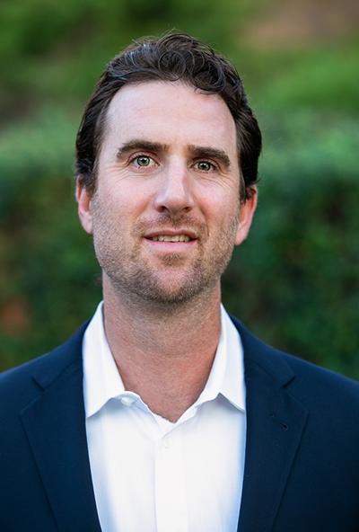 Adam Maynard, photo 1