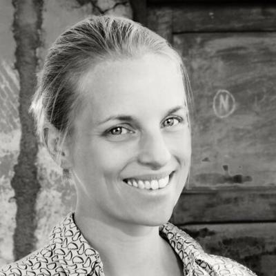 Andrea Downing, photo 2