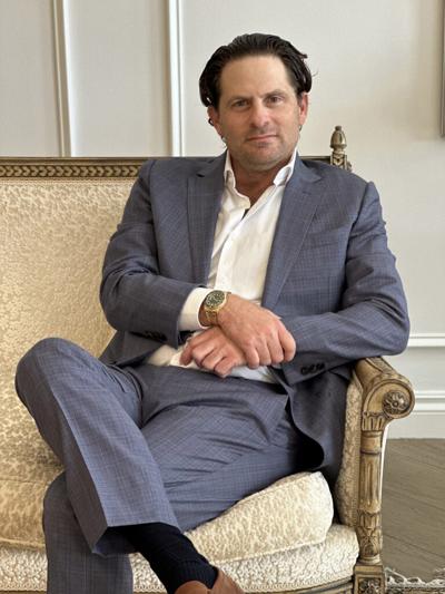 Jonatan Modiano, photo 1