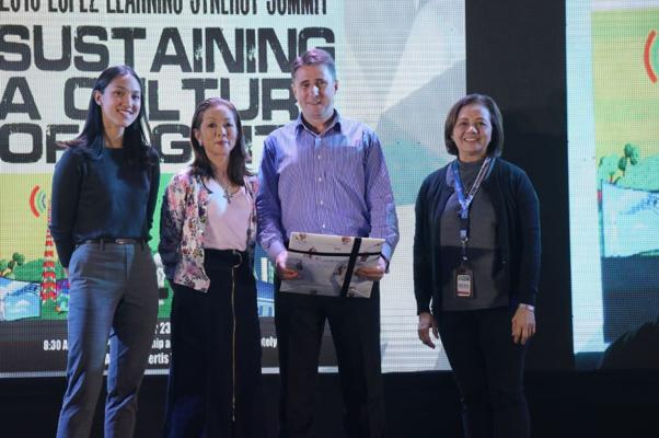 Michael Atienza, photo 1