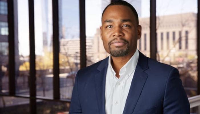 Douglas Oliver, photo 1