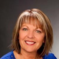 EFFIE TOMARAS, photo 1