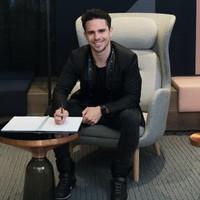 Ethan London, photo 2