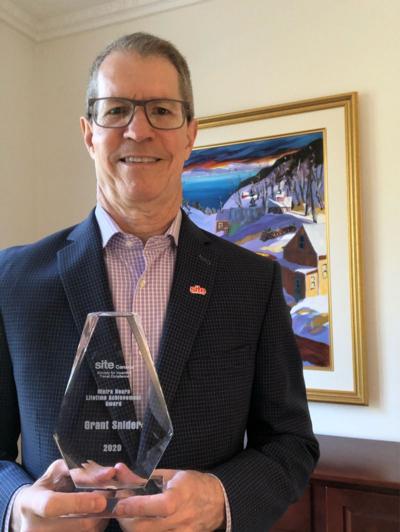 Grant Snider, photo 2