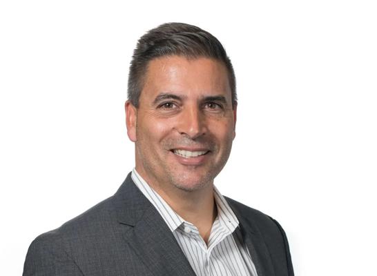 Aaron Dupuis, photo 2