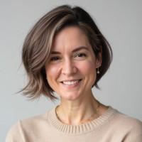 Emily Humphreys, photo 2