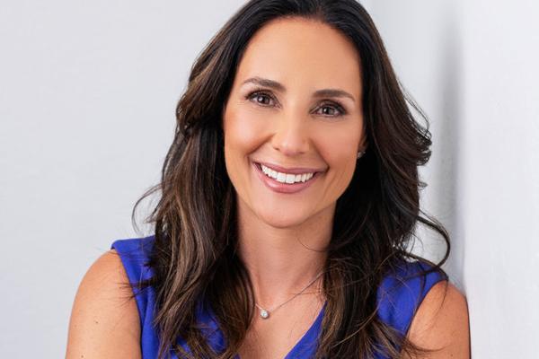 Julie Collins, photo 1