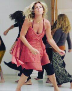 Julie Stuart, photo 1